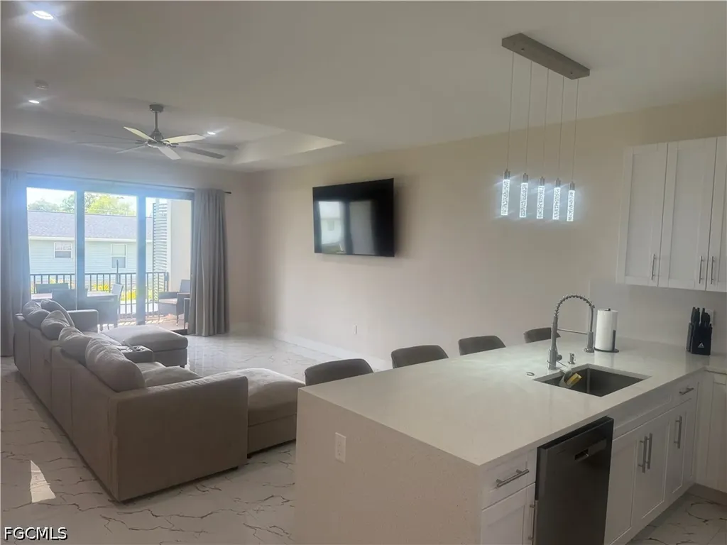 15335/ 15337 Wall Drive Fort Myers FL 33908