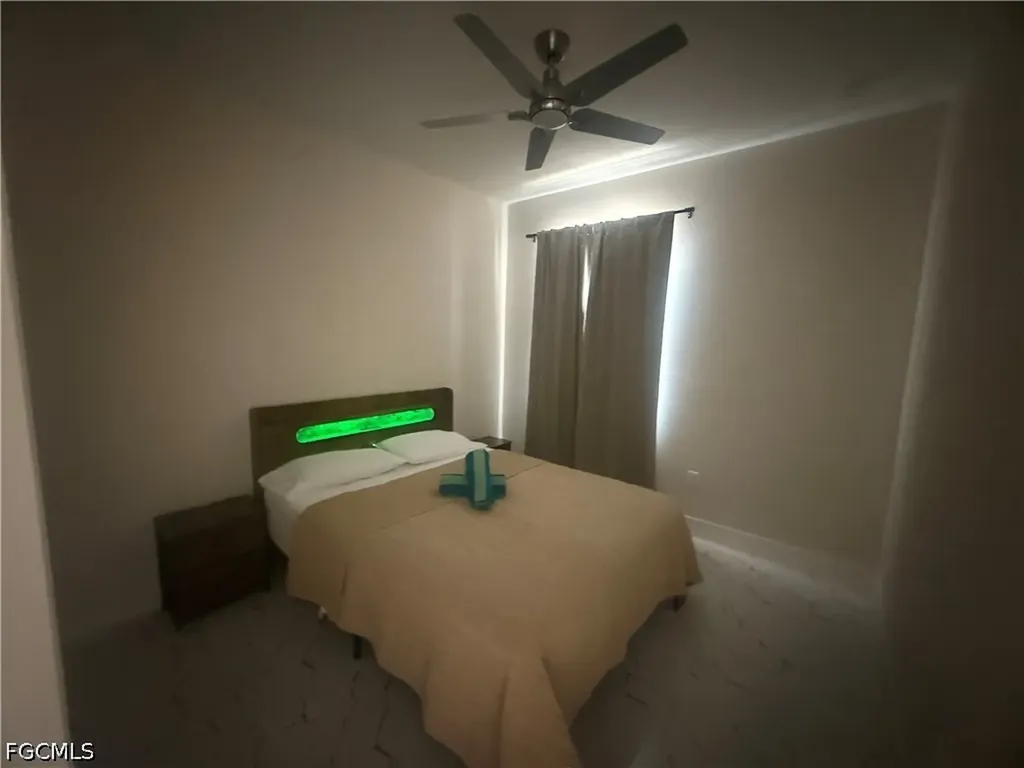 15335/ 15337 Wall Drive Fort Myers FL 33908