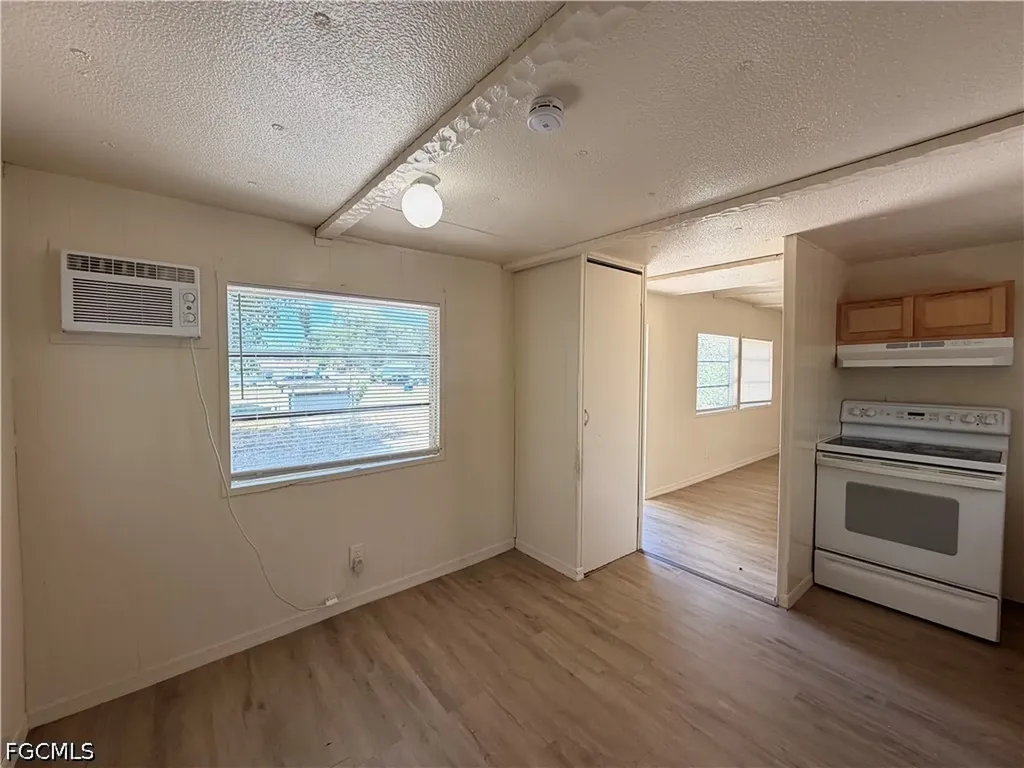 8205 Suncoast Drive North Fort Myers FL 33917
