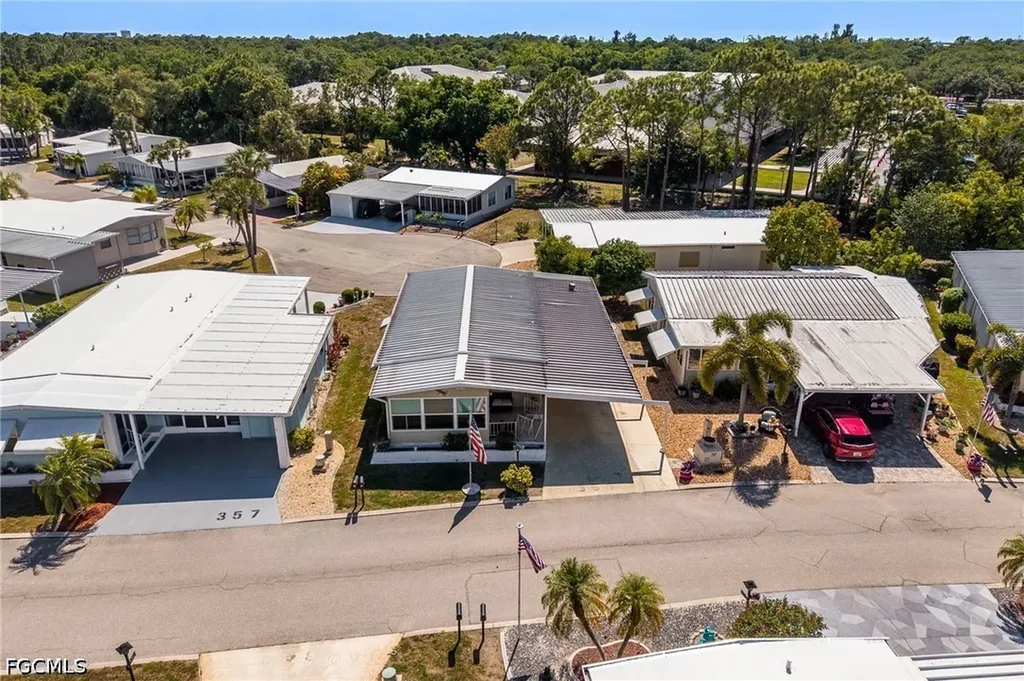 356 Nicklaus Boulevard North Fort Myers FL 33903