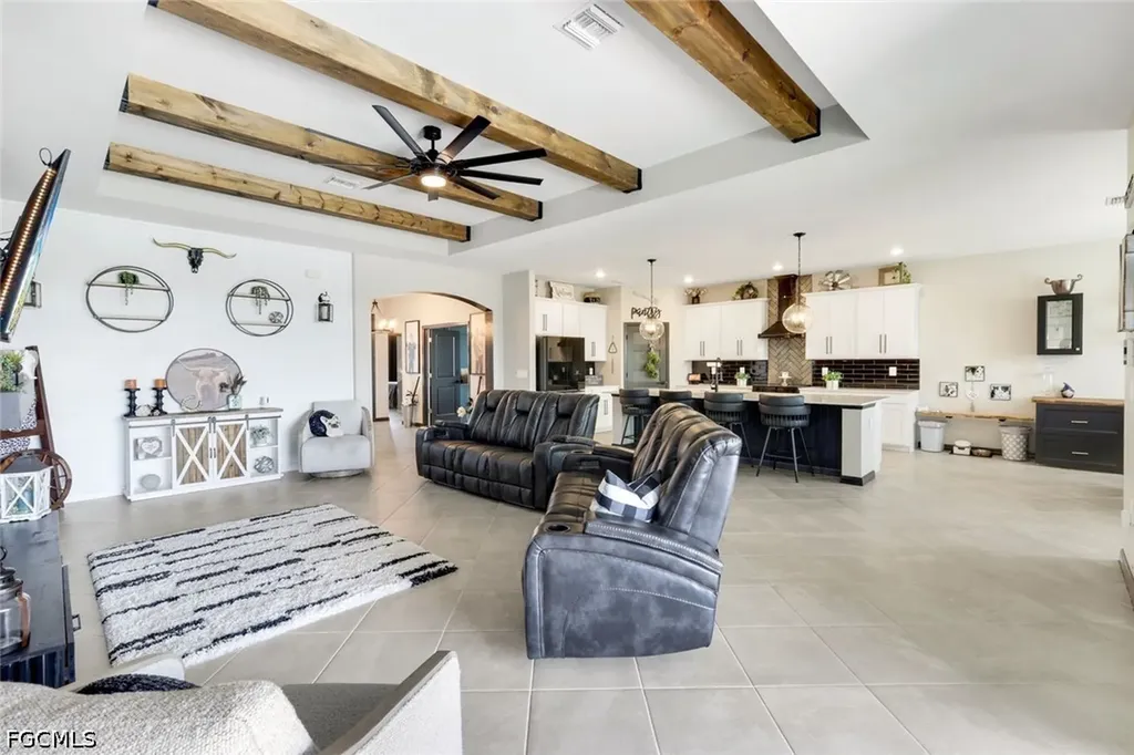18821 Shimmer Dawn Court North Fort Myers FL 33917