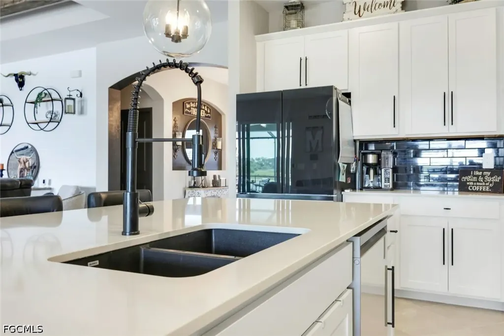 18821 Shimmer Dawn Court North Fort Myers FL 33917