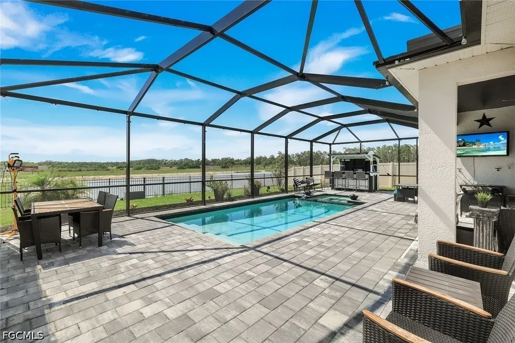 18821 Shimmer Dawn Court North Fort Myers FL 33917