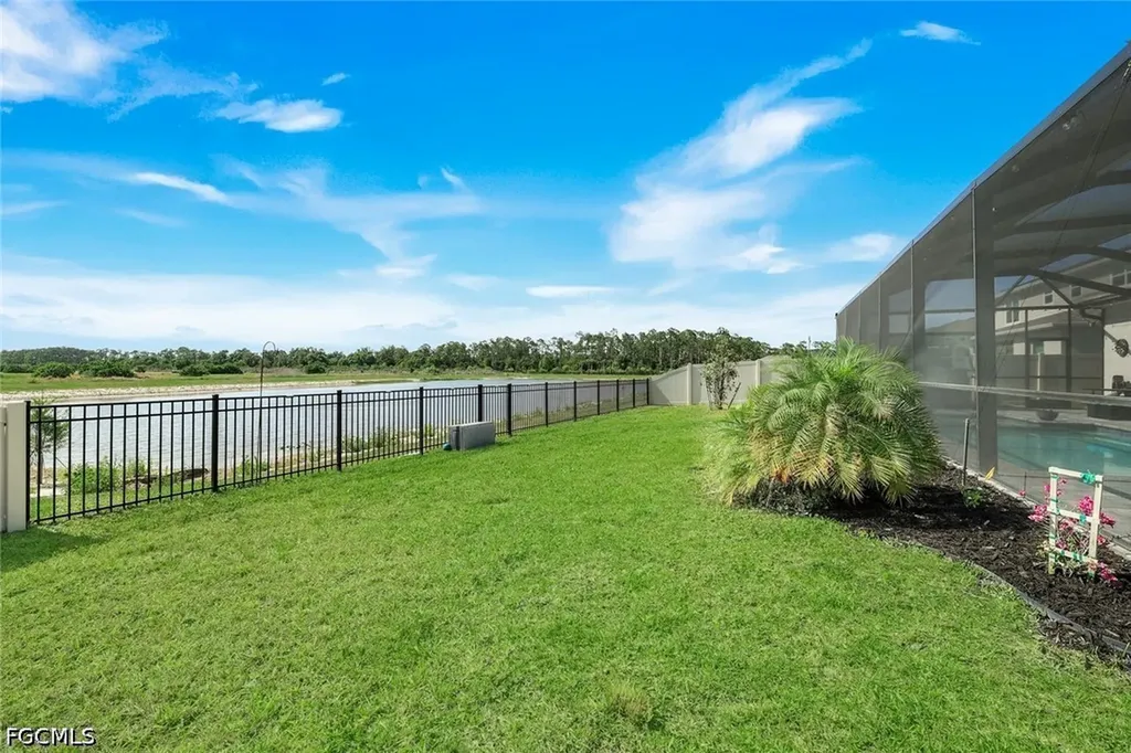 18821 Shimmer Dawn Court North Fort Myers FL 33917