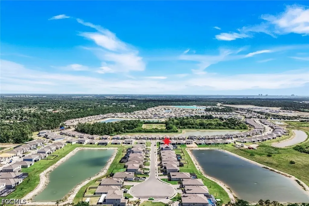 18821 Shimmer Dawn Court North Fort Myers FL 33917