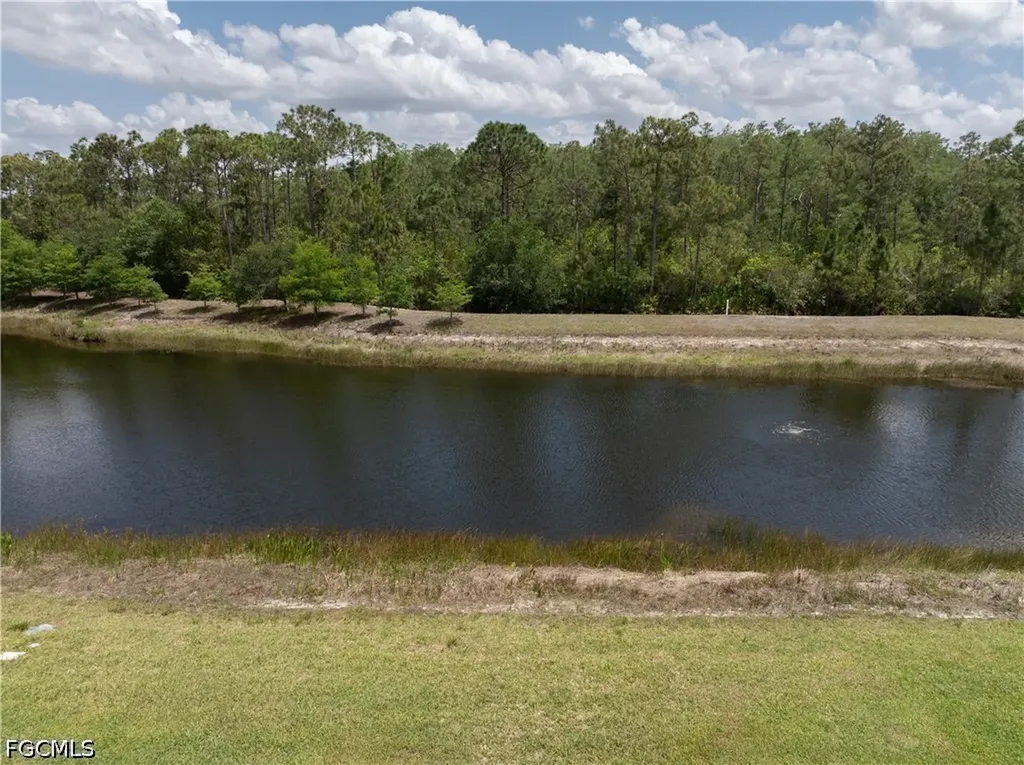 8931 Water Tupelo Road Fort Myers FL 33912