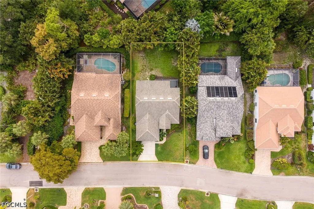 25060 Bay Cedar Drive Bonita Springs FL 34134