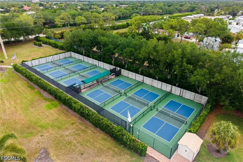 25060 Bay Cedar Drive Bonita Springs FL 34134