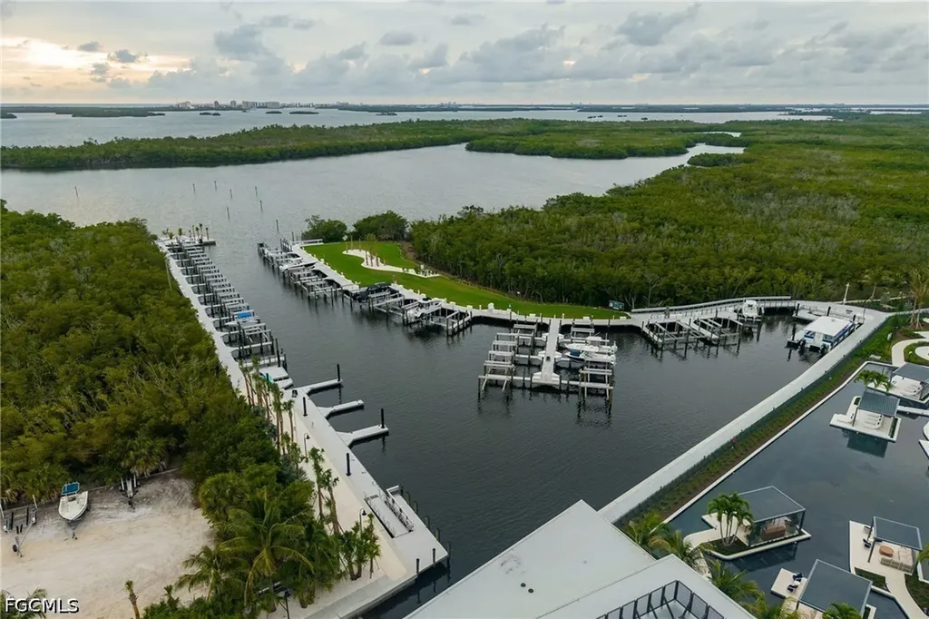 25060 Bay Cedar Drive Bonita Springs FL 34134