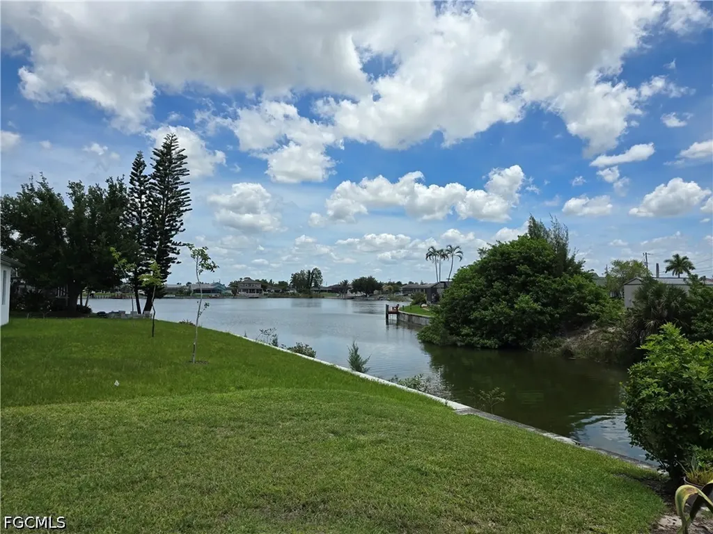 123 NW 14th Avenue Cape Coral FL 33993