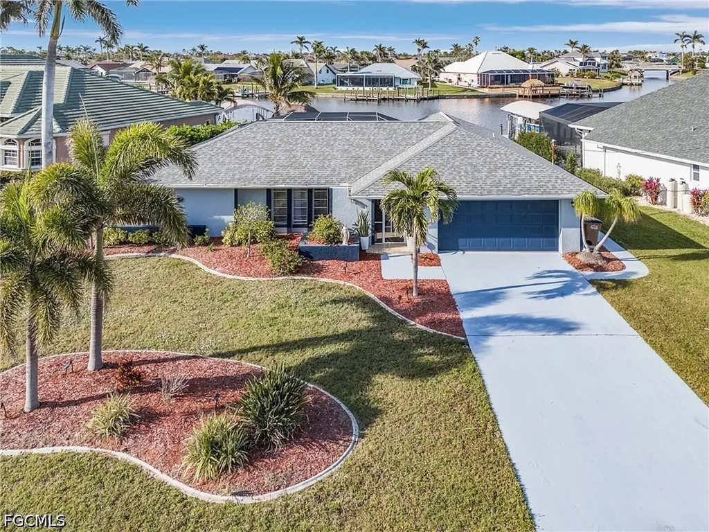527 SW 57th Street Cape Coral FL 33914