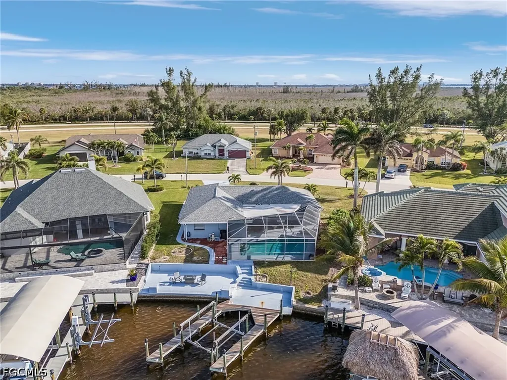 527 SW 57th Street Cape Coral FL 33914