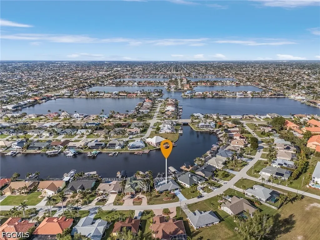 527 SW 57th Street Cape Coral FL 33914