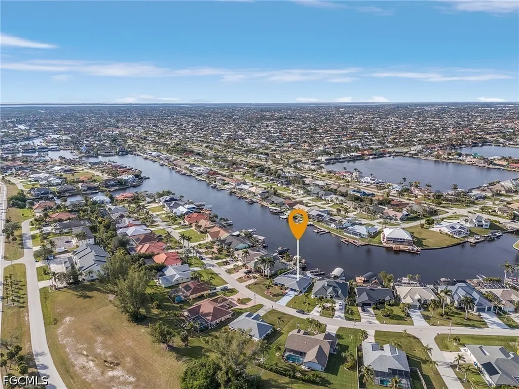 527 SW 57th Street Cape Coral FL 33914