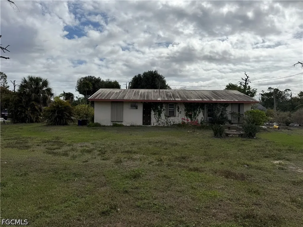 3677 Tangerine Drive St. James City FL 33956