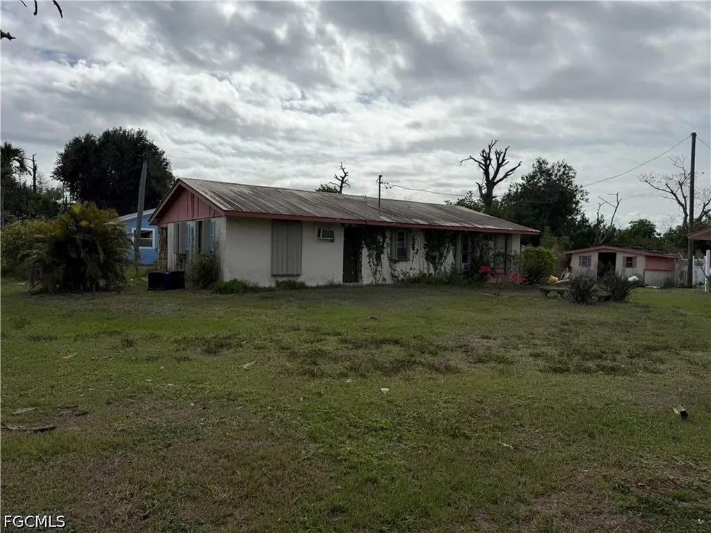 3677 Tangerine Drive St. James City FL 33956