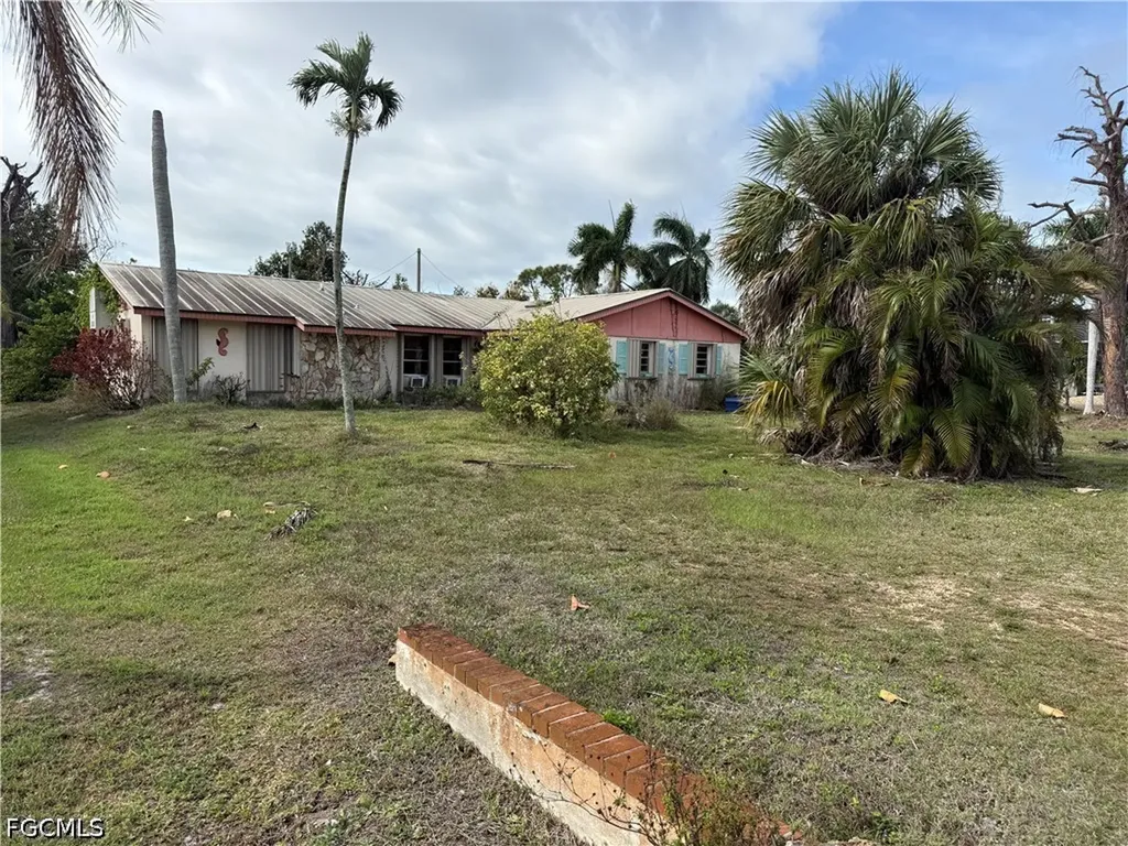 3677 Tangerine Drive St. James City FL 33956