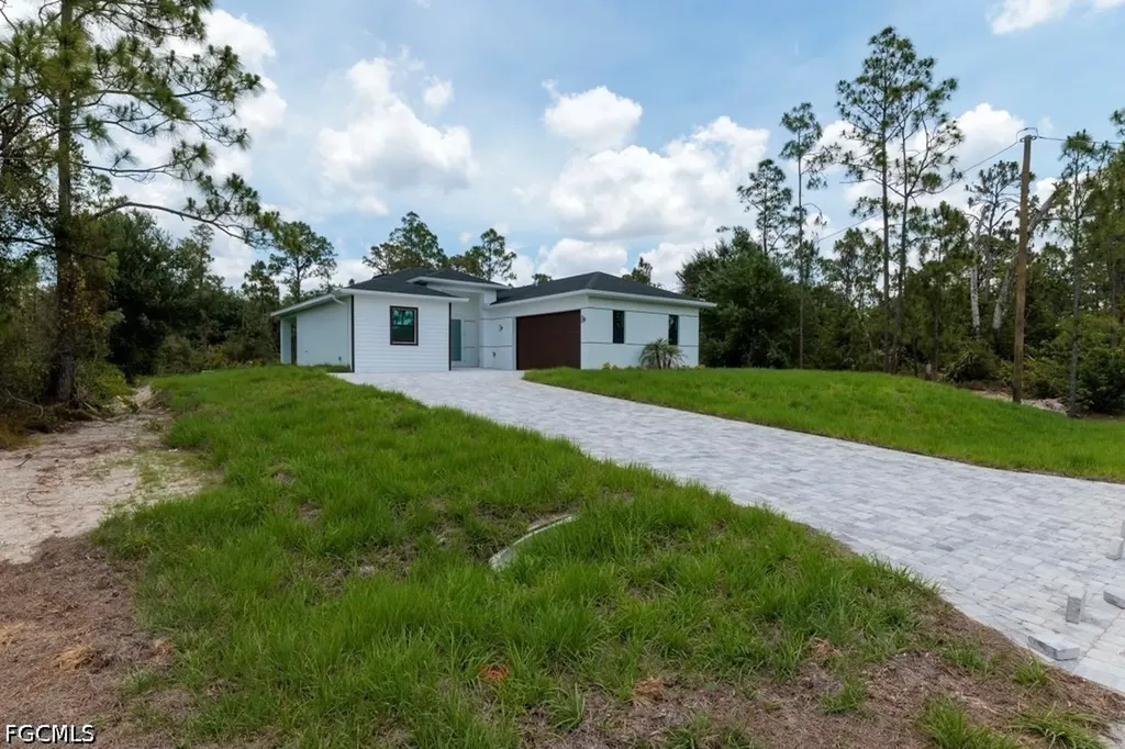 719 Almelia Street E Lehigh Acres FL 33974