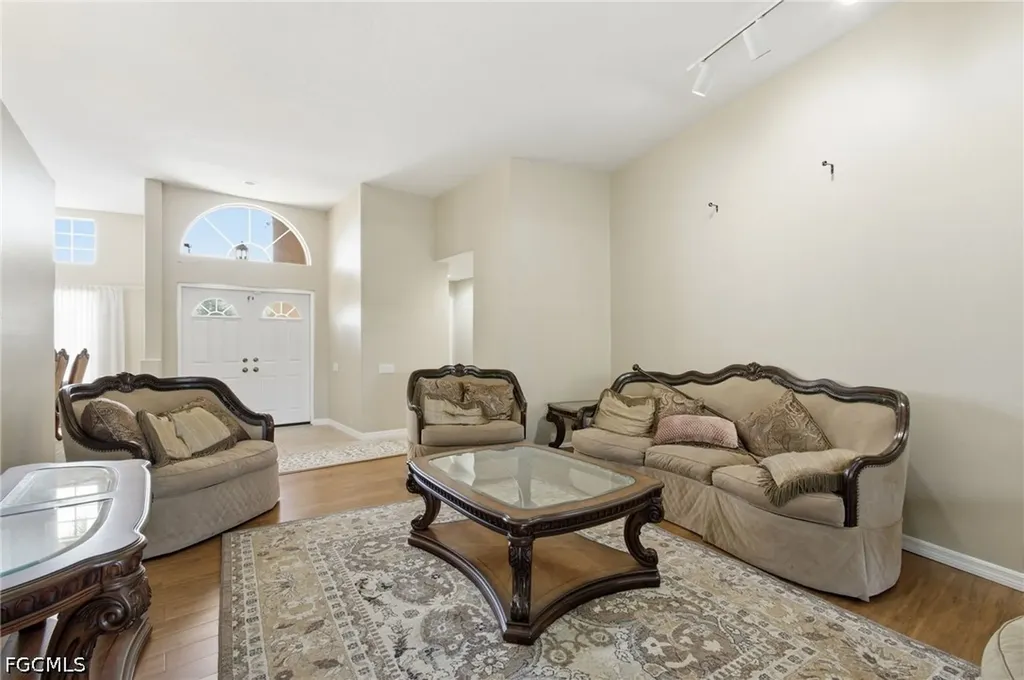 20 Timberland Circle N Fort Myers FL 33919