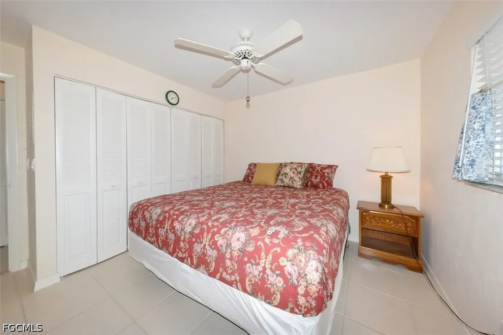 8141 Country Road Fort Myers FL 33919