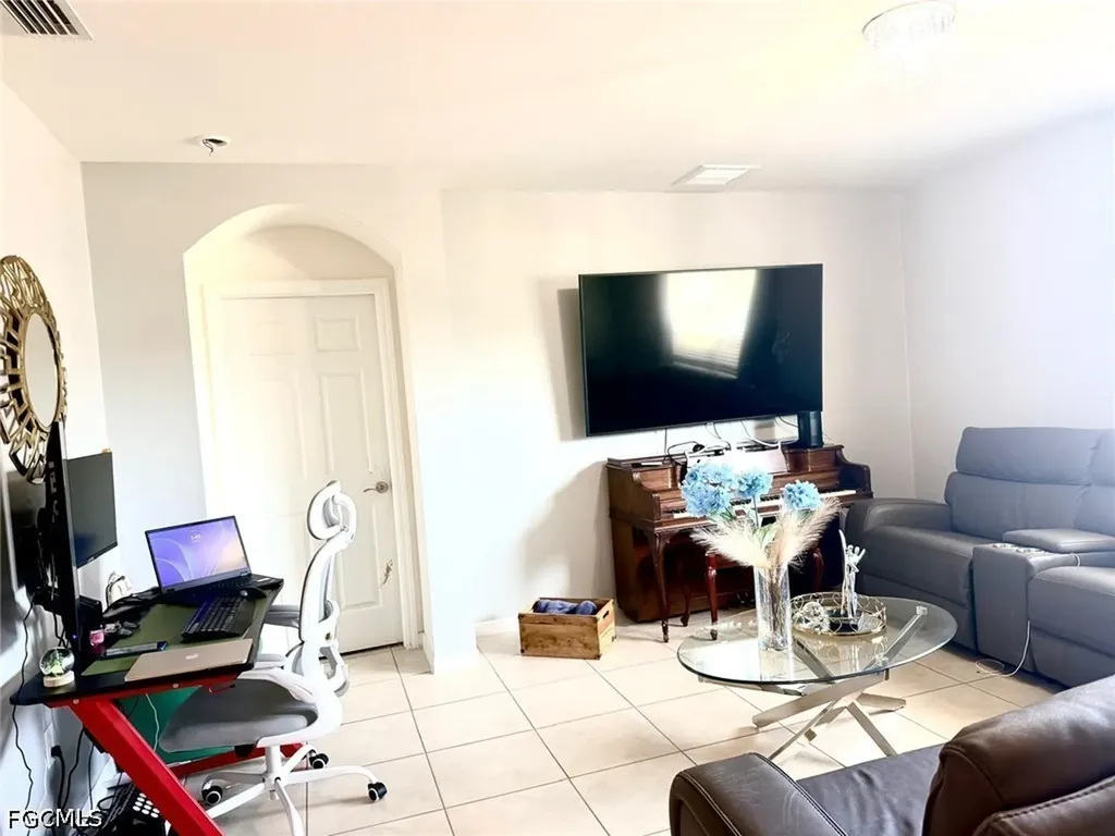 1416 NW 9th Terrace Cape Coral FL 33993