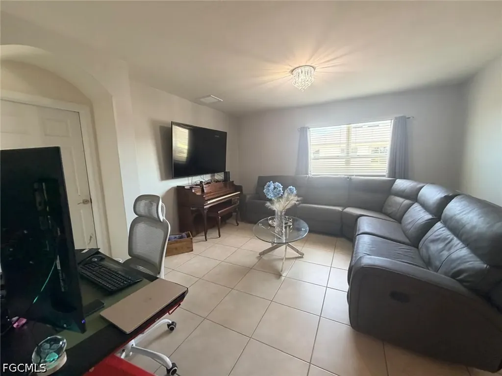 1416 NW 9th Terrace Cape Coral FL 33993