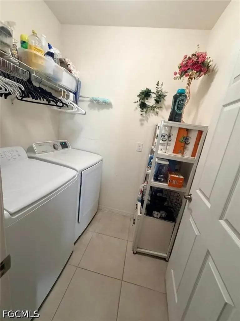 1416 NW 9th Terrace Cape Coral FL 33993