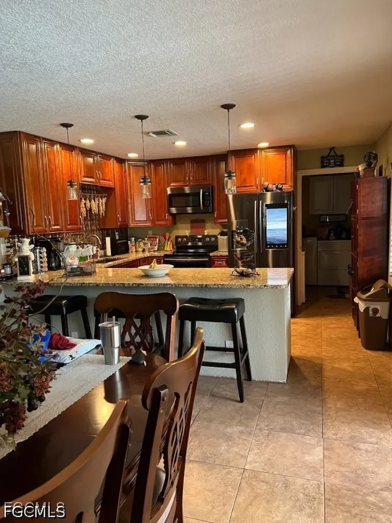 826 B Road Labelle FL 33935