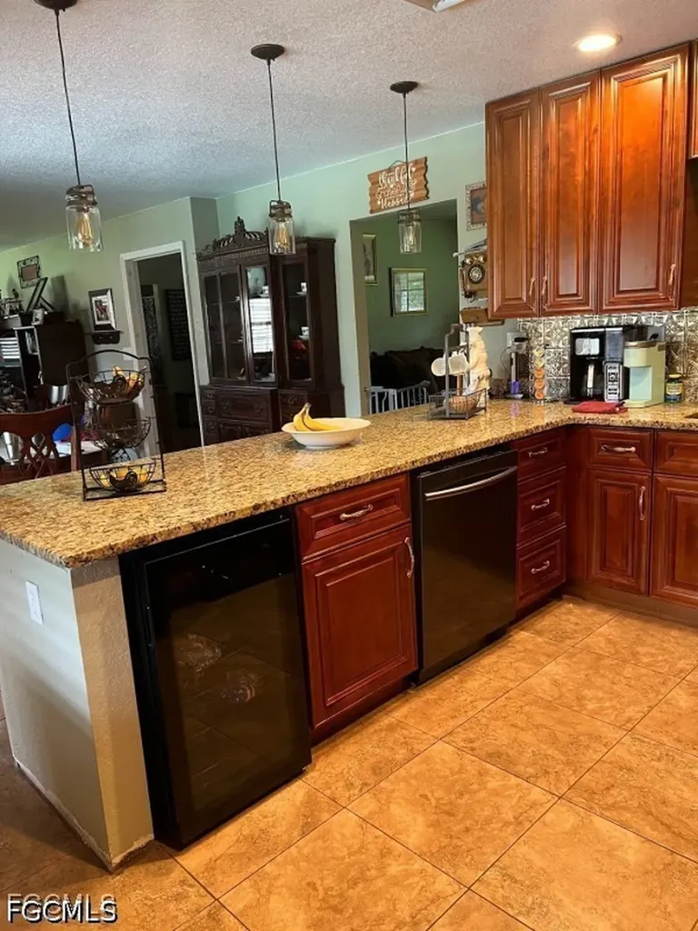 826 B Road Labelle FL 33935