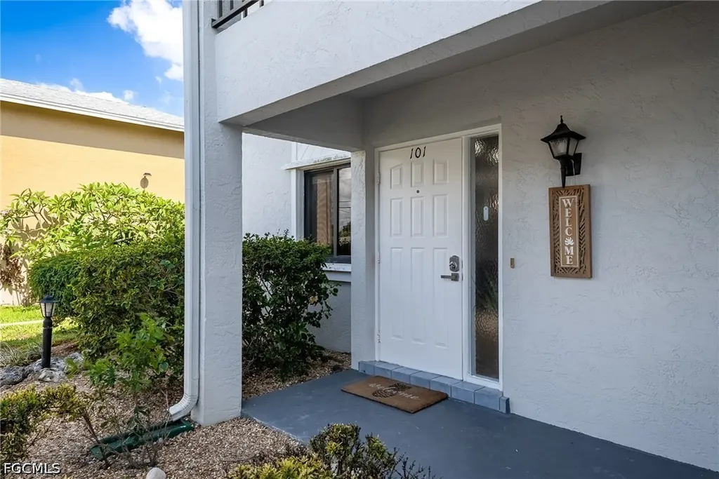 1016 SE 46th Street Cape Coral FL 33904