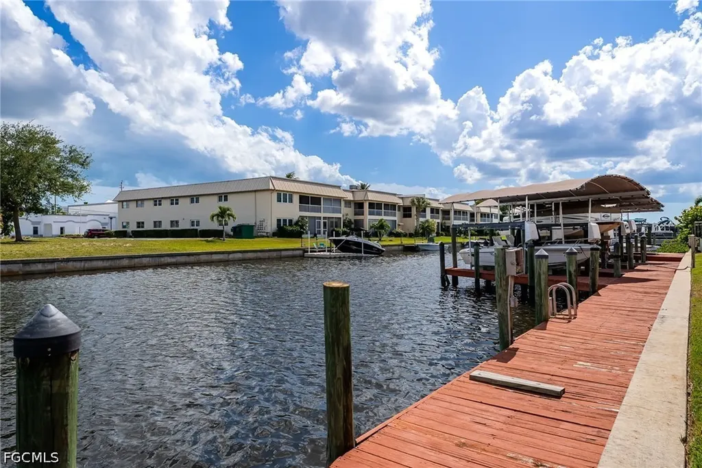 1016 SE 46th Street Cape Coral FL 33904