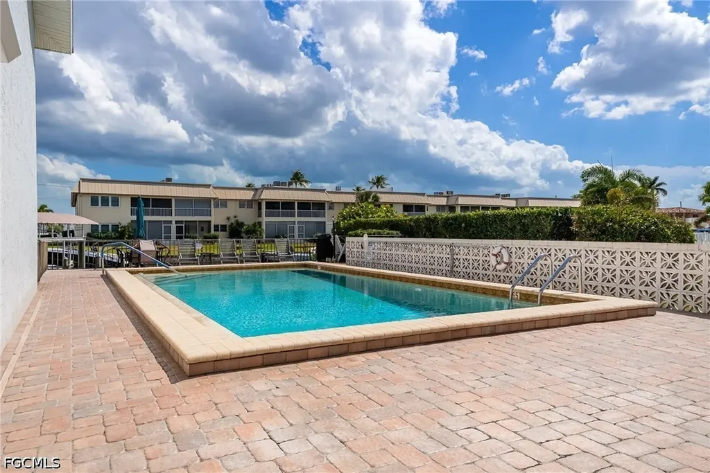 1016 SE 46th Street Cape Coral FL 33904