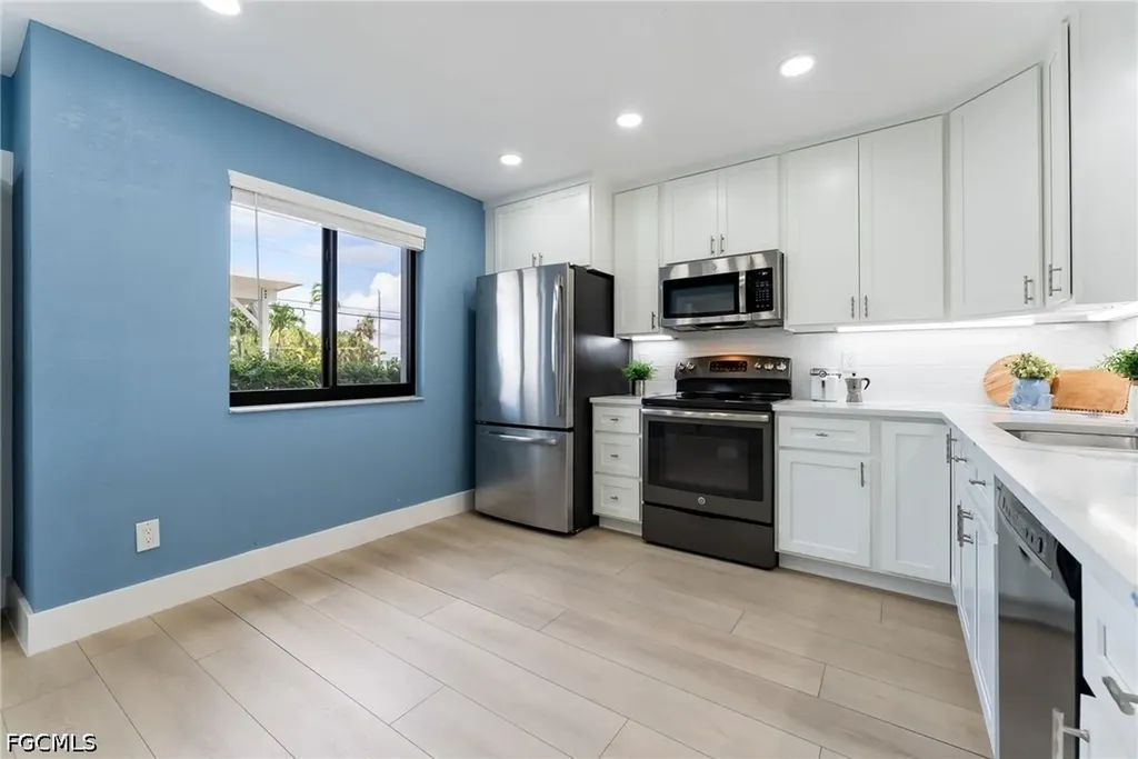 1016 SE 46th Street Cape Coral FL 33904