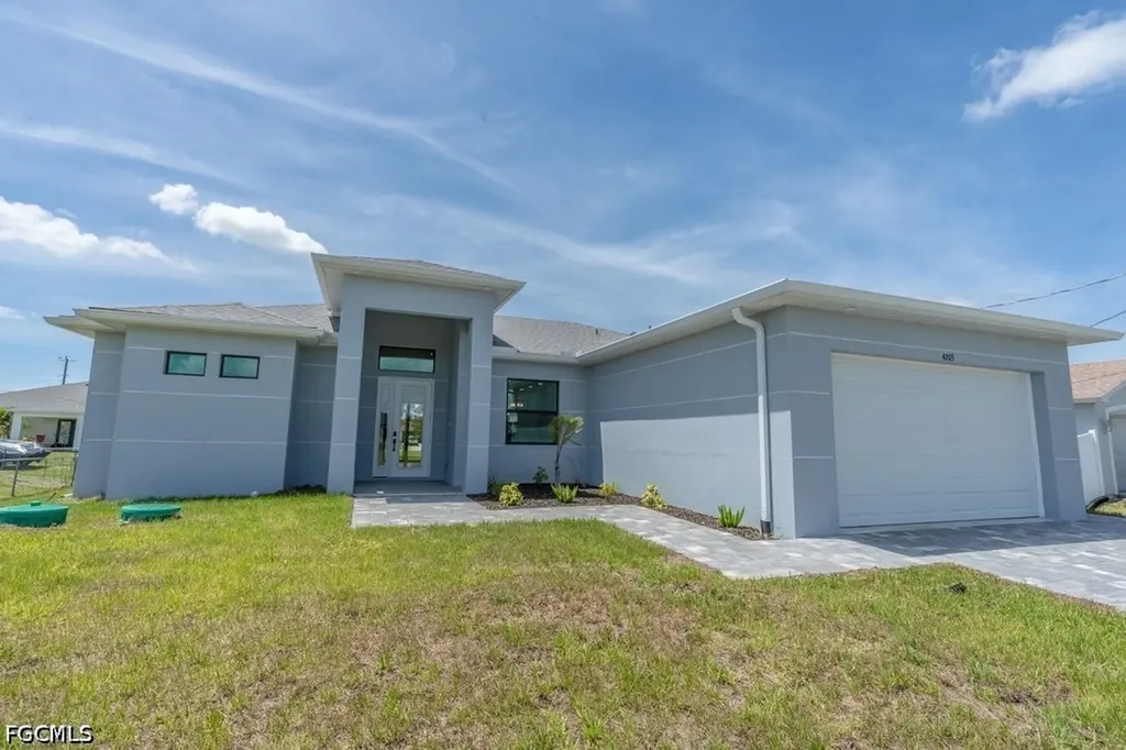 4203 11th Street W Lehigh Acres FL 33971