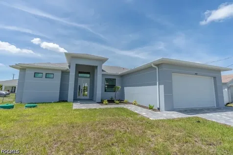 4203 11TH Street W Lehigh Acres FL 33971