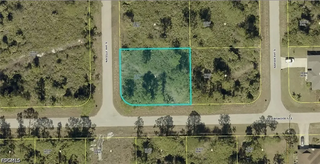 137 Nacelle Avenue S Lehigh Acres FL 33974