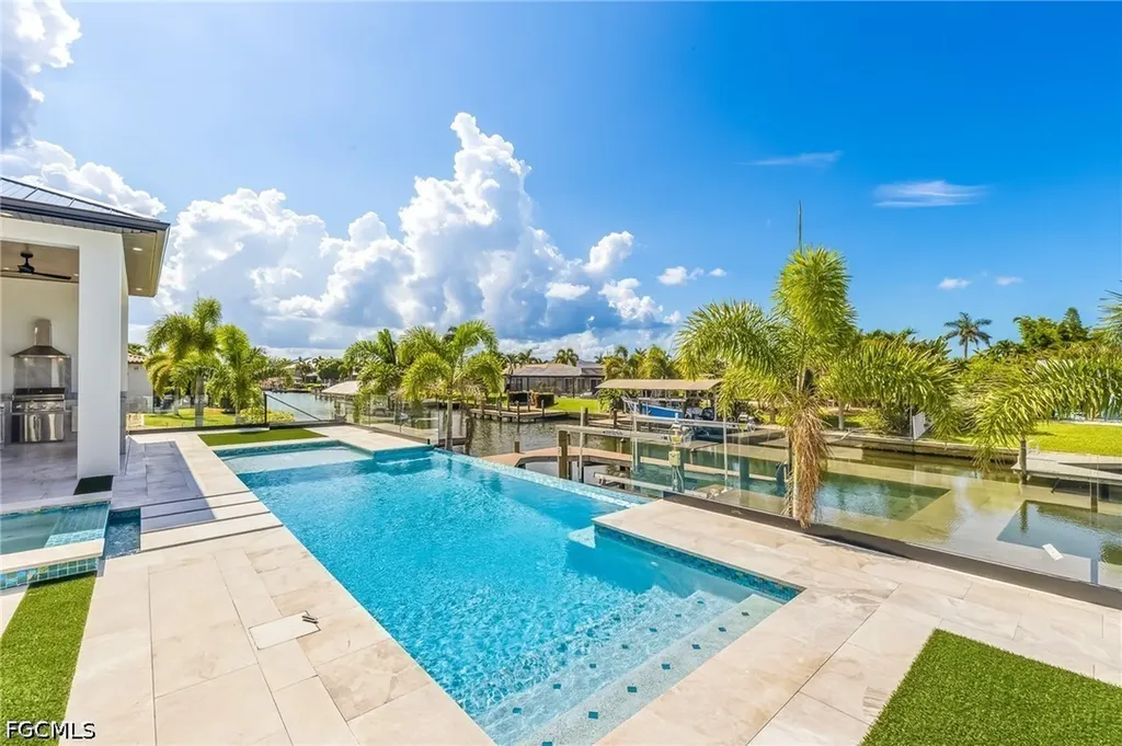 156 SW 52nd Terrace Cape Coral FL 33914