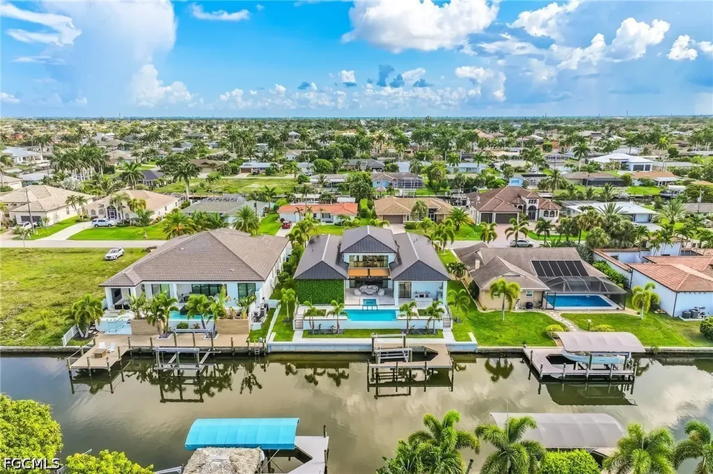 156 SW 52nd Terrace Cape Coral FL 33914