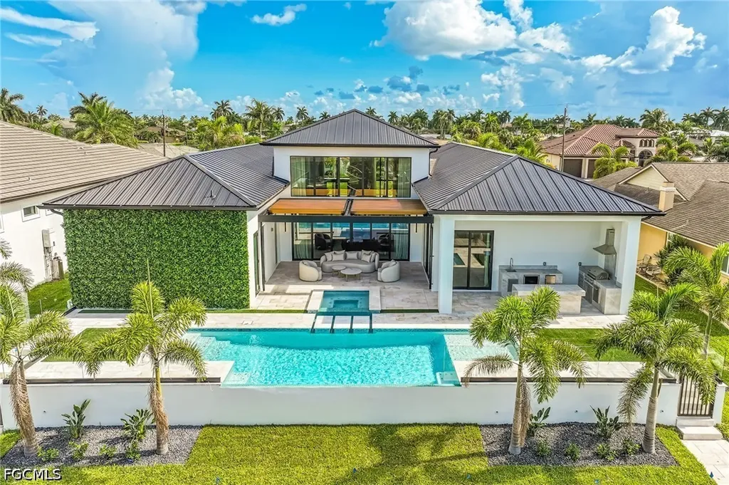 156 SW 52nd Terrace Cape Coral FL 33914