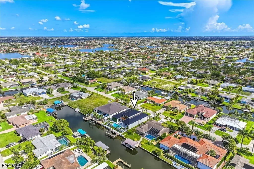 156 SW 52nd Terrace Cape Coral FL 33914