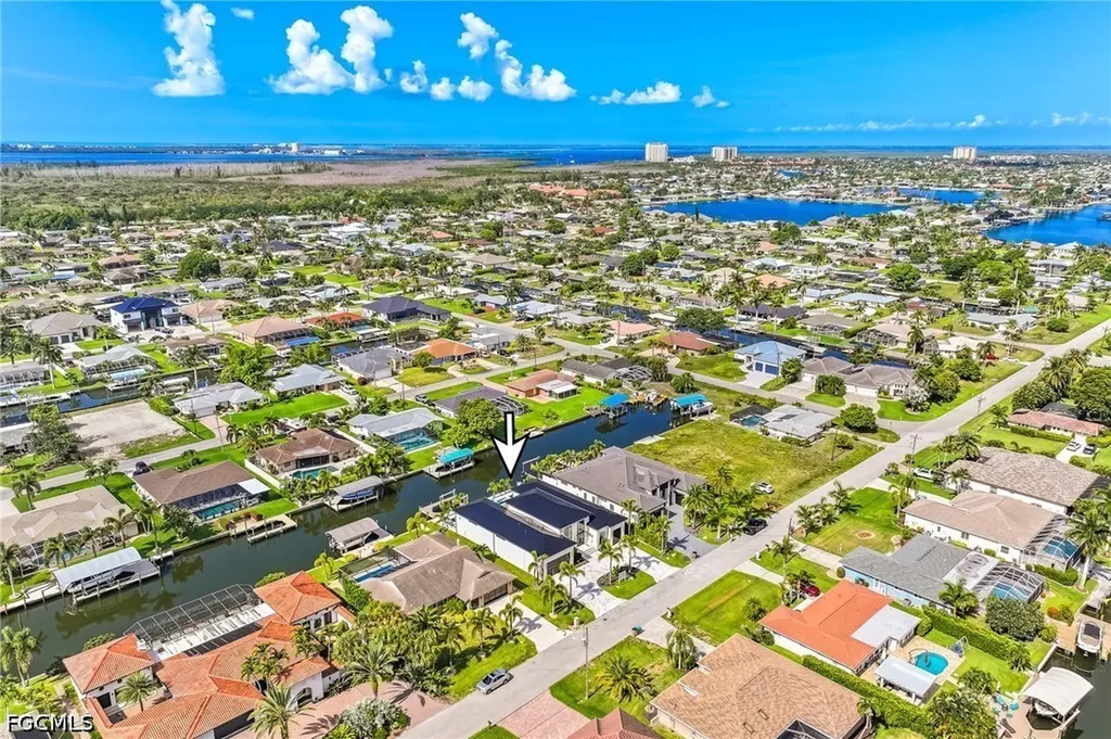 156 SW 52nd Terrace Cape Coral FL 33914