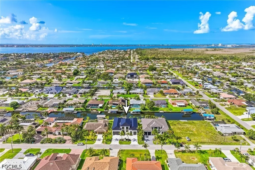 156 SW 52nd Terrace Cape Coral FL 33914