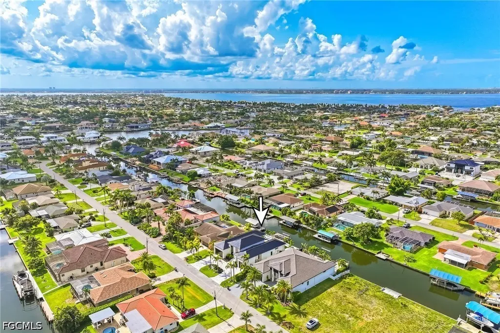 156 SW 52nd Terrace Cape Coral FL 33914