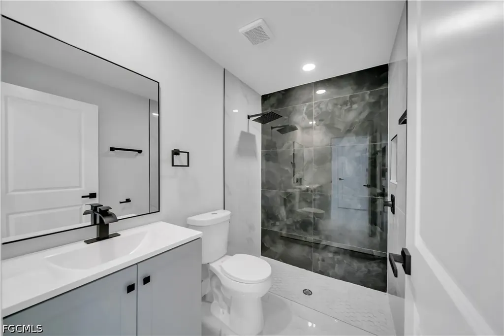 2604 51st Street SW Lehigh Acres FL 33976