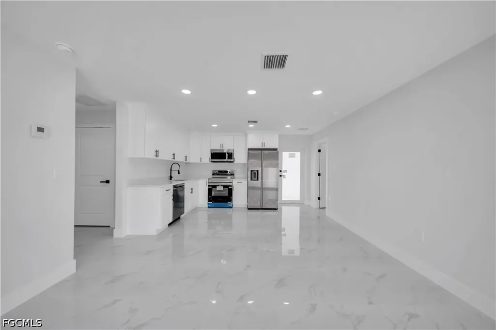 2604 51st Street SW Lehigh Acres FL 33976