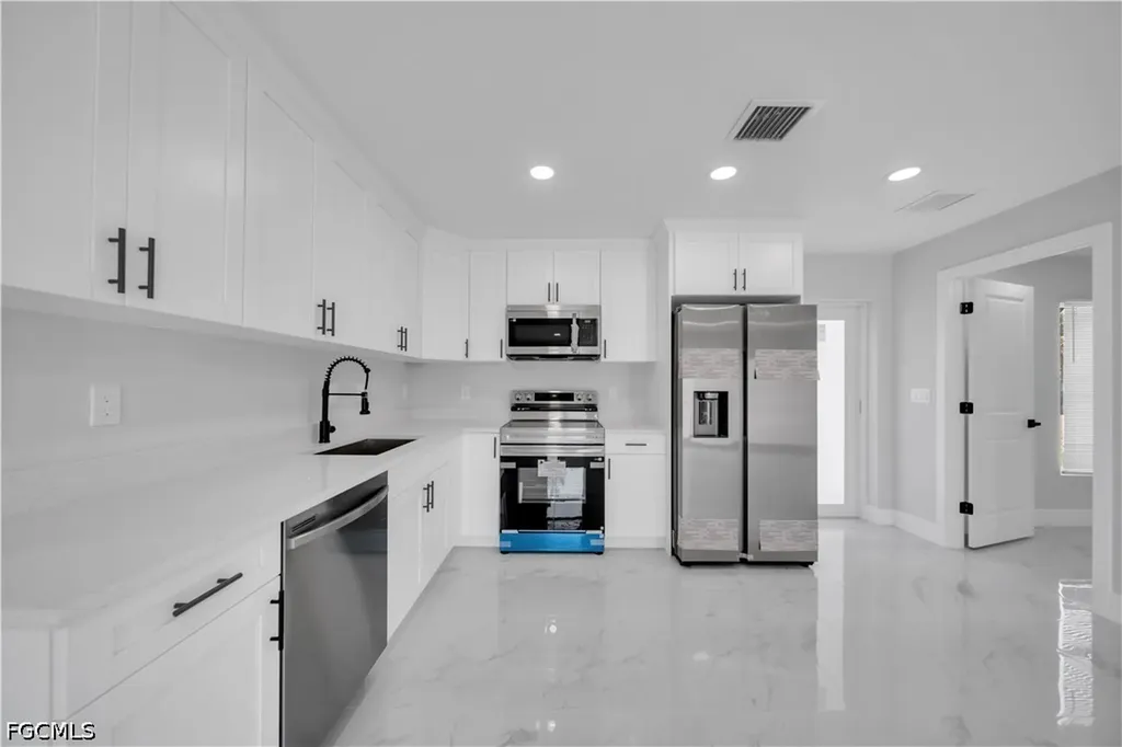 2604 51st Street SW Lehigh Acres FL 33976