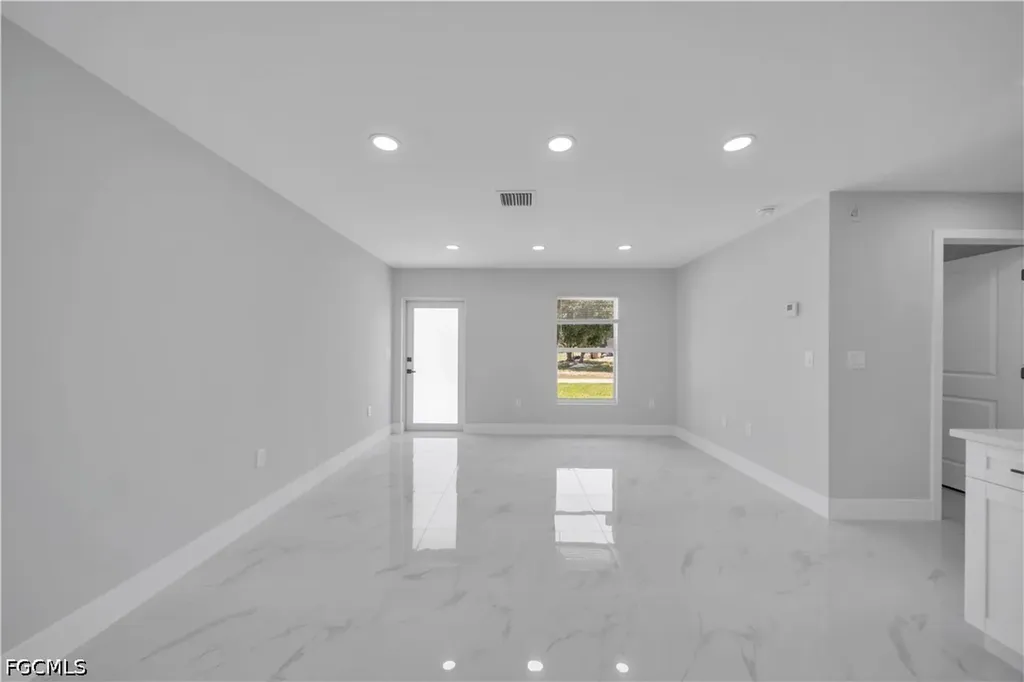 2604 51st Street SW Lehigh Acres FL 33976
