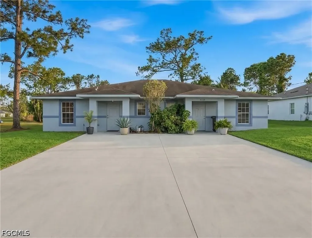 4741/4743 27th Street SW Lehigh Acres FL 33973