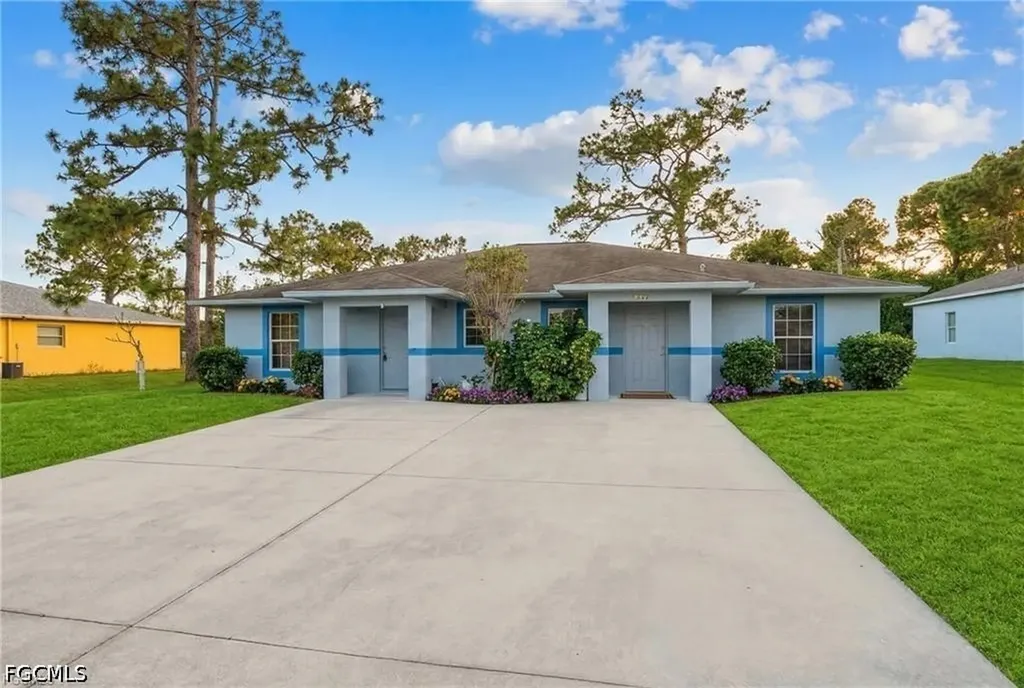 4741/4743 27th Street SW Lehigh Acres FL 33973