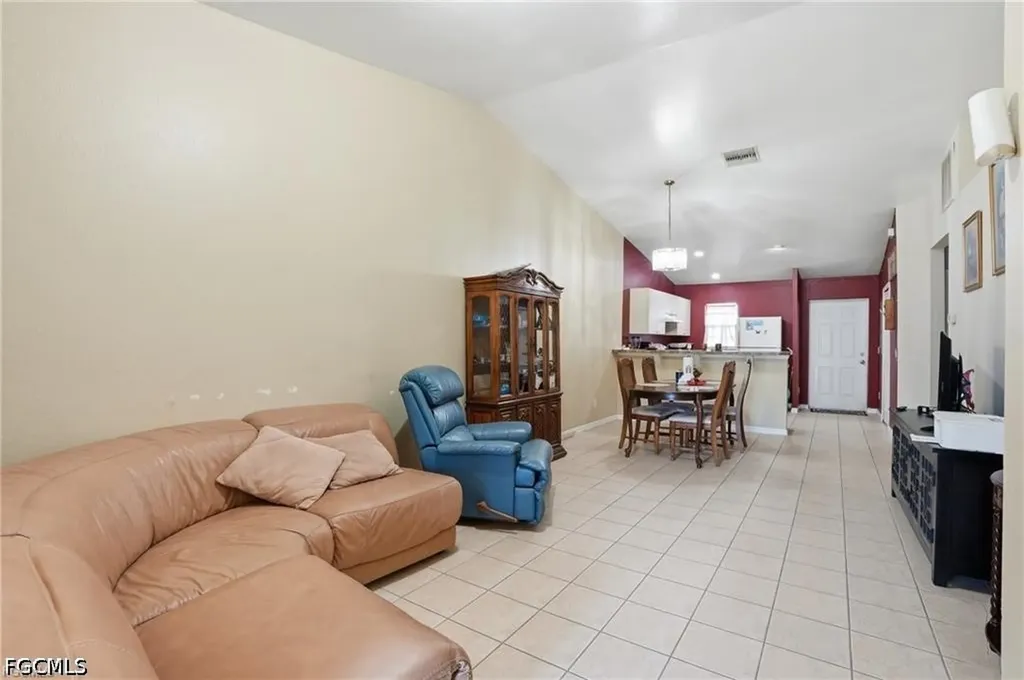 4741/4743 27th Street SW Lehigh Acres FL 33973